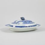 486113 Tureen